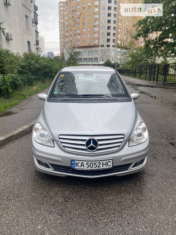 Седан Mercedes-Benz B-Class 2005 в Киеве