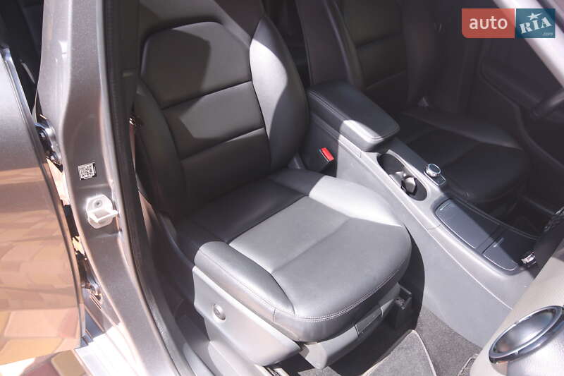 Хэтчбек Mercedes-Benz B-Class 2014 в Одессе