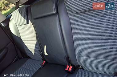 Хэтчбек Mercedes-Benz B-Class 2006 в 