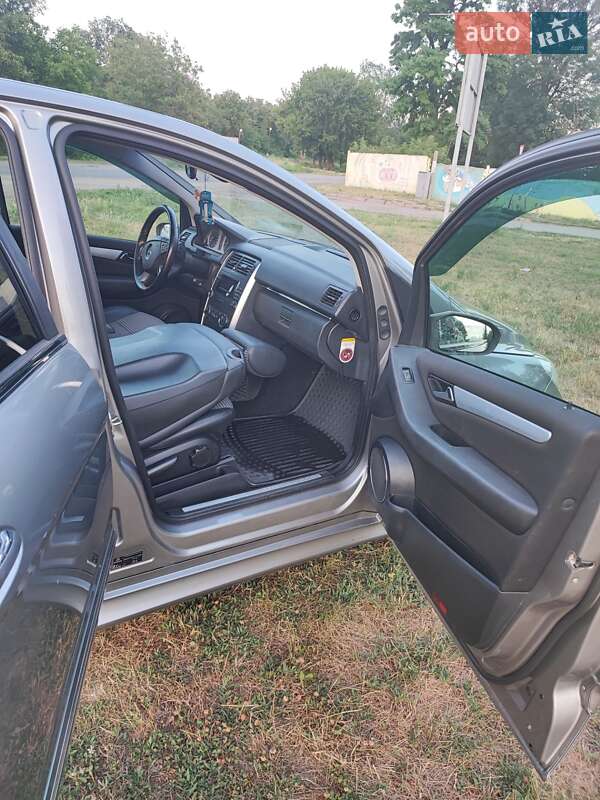 Хэтчбек Mercedes-Benz B-Class 2006 в Золотоноше фото 5 Хэтчбек Mercedes-Benz B-Class 2006 в Золотоноше