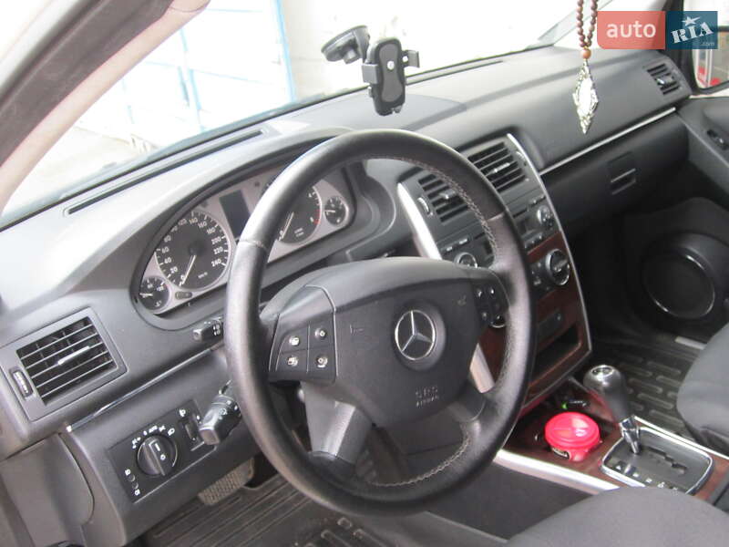 Хэтчбек Mercedes-Benz B-Class 2010 в Одессе