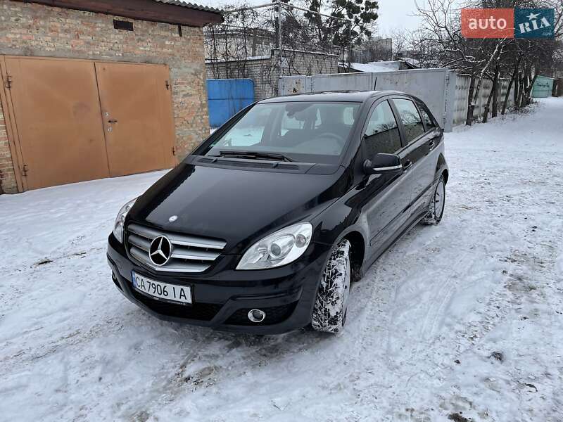 Хэтчбек Mercedes-Benz B-Class 2010 в Черкассах
