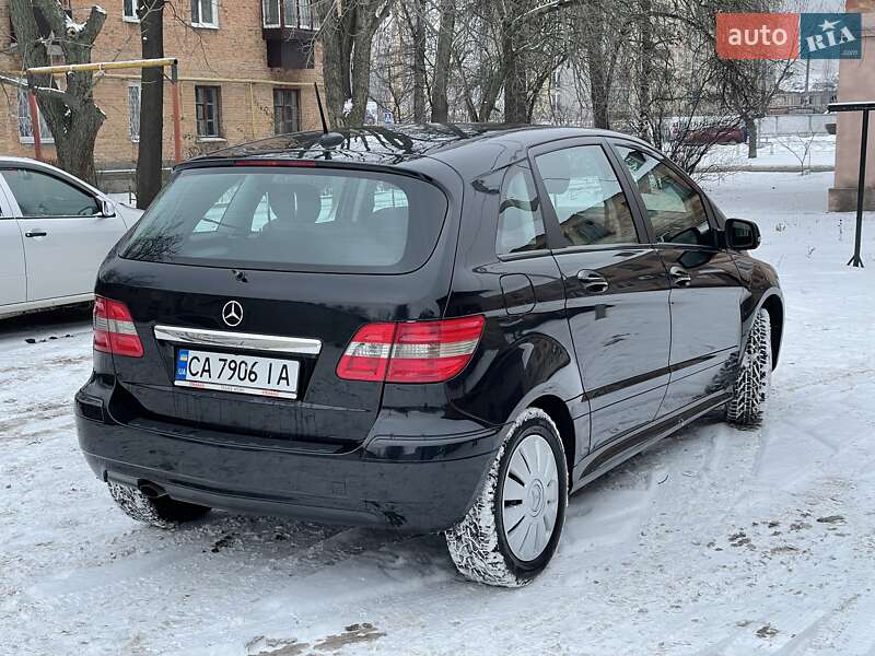 Хэтчбек Mercedes-Benz B-Class 2010 в Черкассах