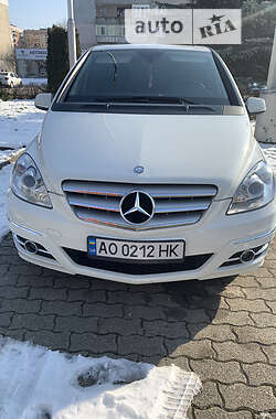 Хетчбек Mercedes-Benz B-Class 2010 в Ужгороді