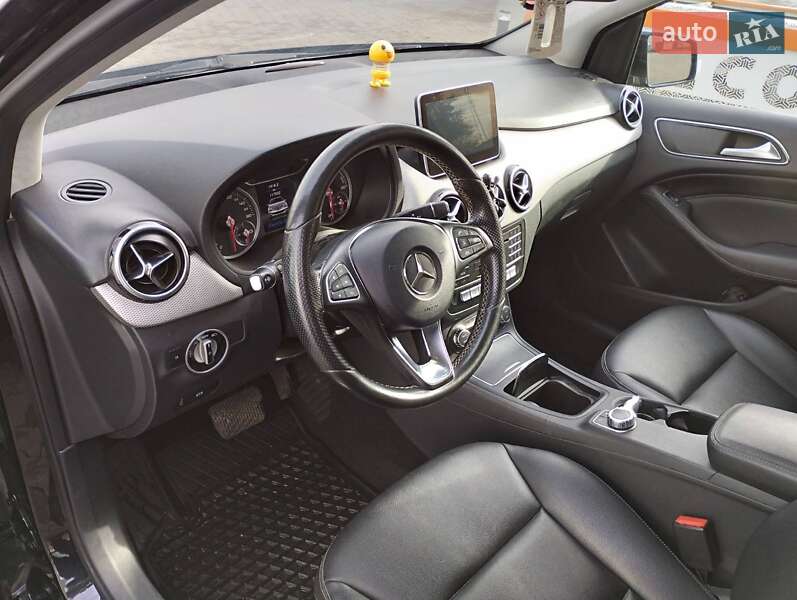 Хэтчбек Mercedes-Benz B-Class 2015 в Черновцах