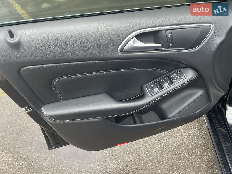 Хэтчбек Mercedes-Benz B-Class 2015 в Киеве