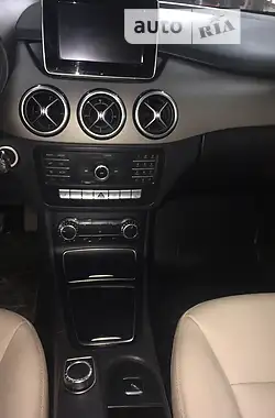 Mercedes-Benz B-Class 2014