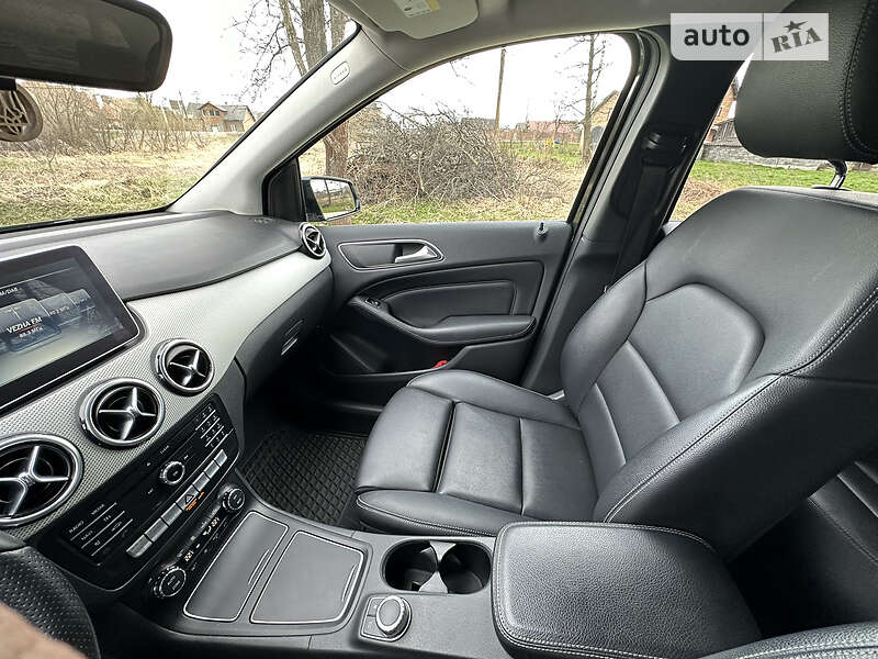 Хетчбек Mercedes-Benz B-Class 2016 в Калуші