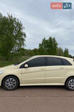 Хэтчбек Mercedes-Benz B-Class 2010 в Чернигове