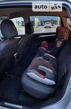 Хэтчбек Mercedes-Benz B-Class 2005 в 