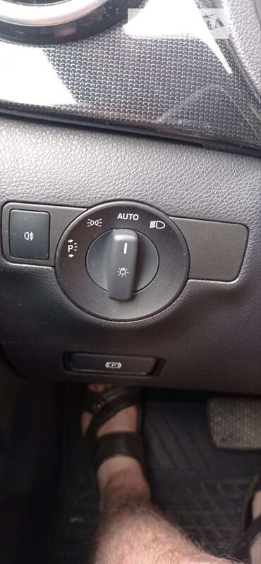 Хэтчбек Mercedes-Benz B-Class 2015 в Черкассах фото 16 Хэтчбек Mercedes-Benz B-Class 2015 в Черкассах