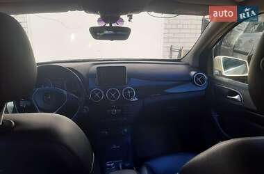 Хетчбек Mercedes-Benz B-Class 2014 в 