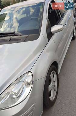 Хэтчбек Mercedes-Benz B-Class 2006 в 