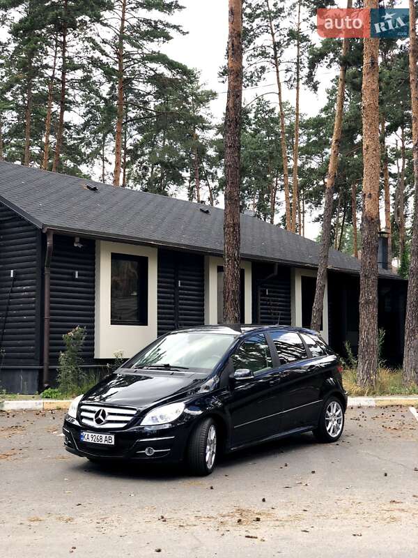 Хетчбек Mercedes-Benz B-Class 2010 в Києві