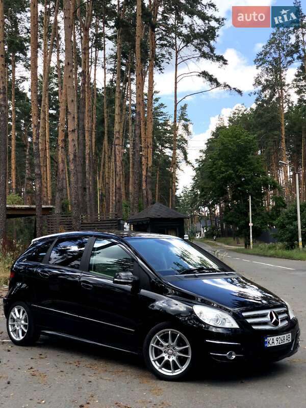 Хетчбек Mercedes-Benz B-Class 2010 в Києві
