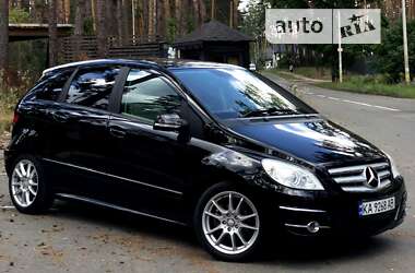 Хэтчбек Mercedes-Benz B-Class 2010 в Киеве