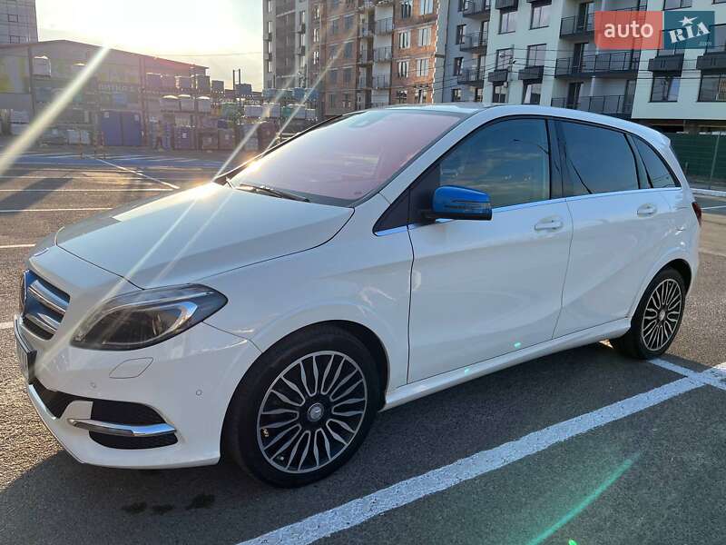 Mercedes-Benz B-Class 2017