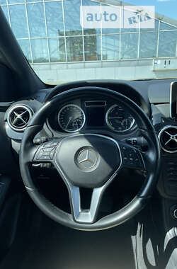 Хэтчбек Mercedes-Benz B-Class 2014 в Киеве