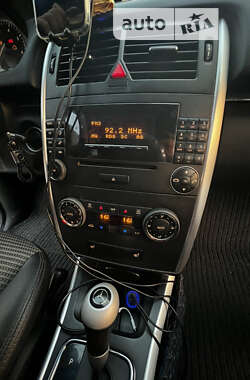 Хэтчбек Mercedes-Benz B-Class 2006 в 