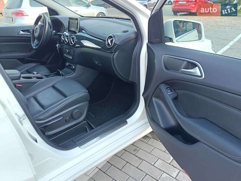 Хетчбек Mercedes-Benz B-Class 2016 в Луцьку