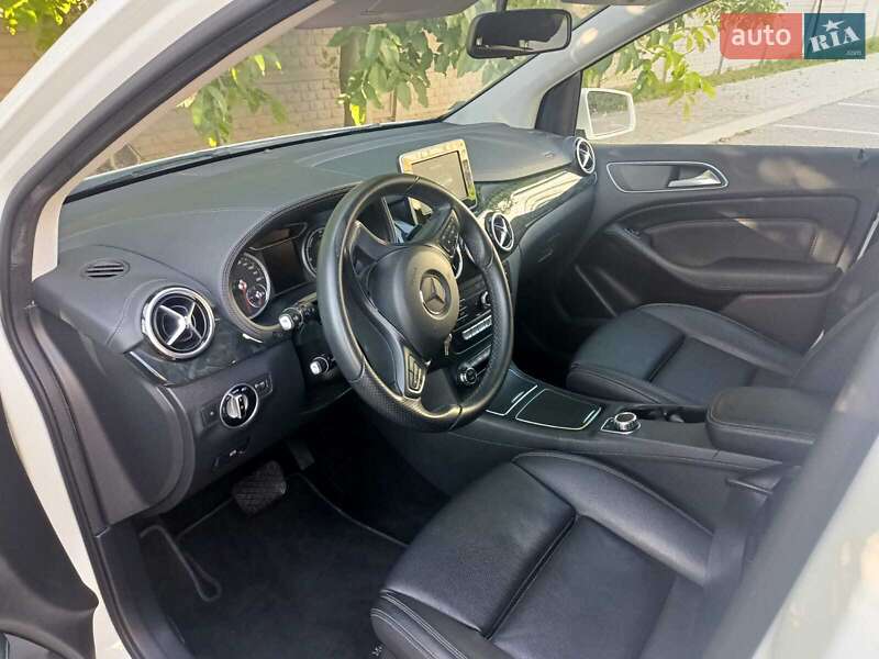 Хетчбек Mercedes-Benz B-Class 2016 в Луцьку