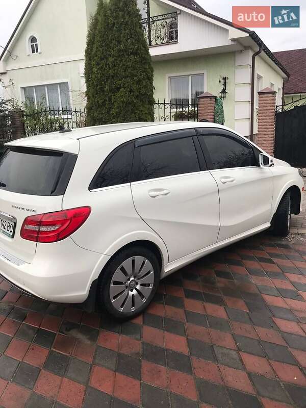 Хэтчбек Mercedes-Benz B-Class 2014 в Ахтырке