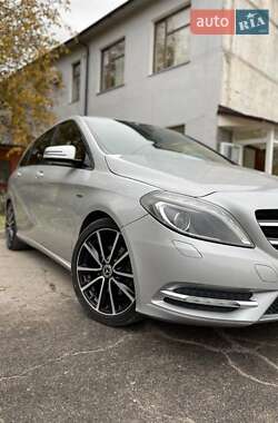 Хэтчбек Mercedes-Benz B-Class 2012 в Днепре