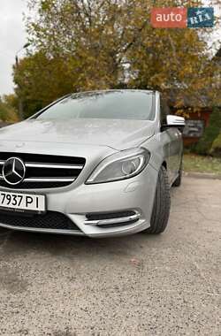 Хэтчбек Mercedes-Benz B-Class 2012 в Днепре