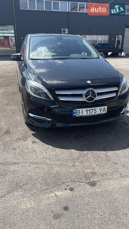 Хэтчбек Mercedes-Benz B-Class 2016 в Кременчуге