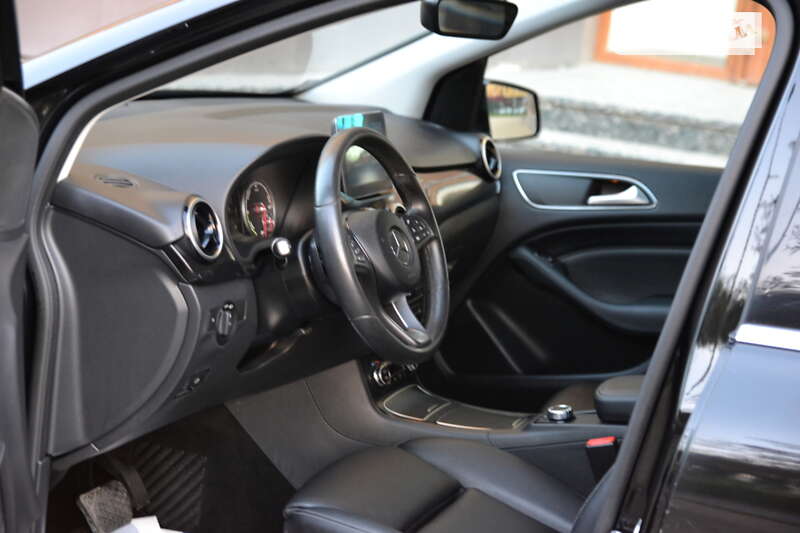 Хэтчбек Mercedes-Benz B-Class 2016 в Ивано-Франковске