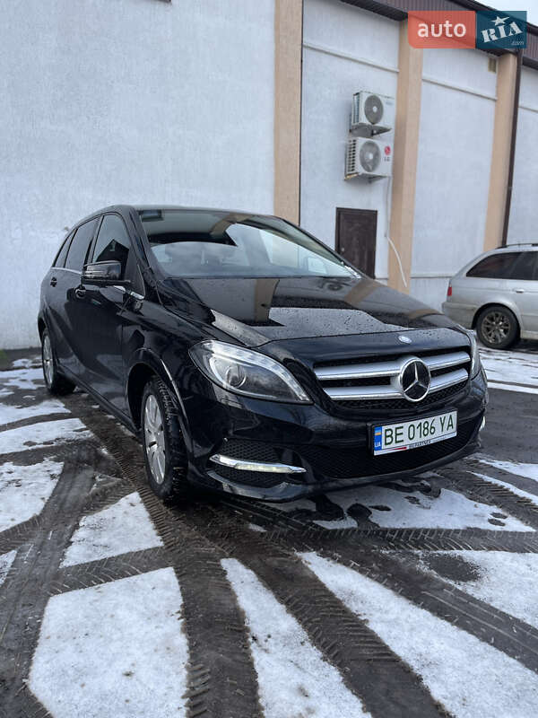 Хэтчбек Mercedes-Benz B-Class 2016 в Южноукраинске