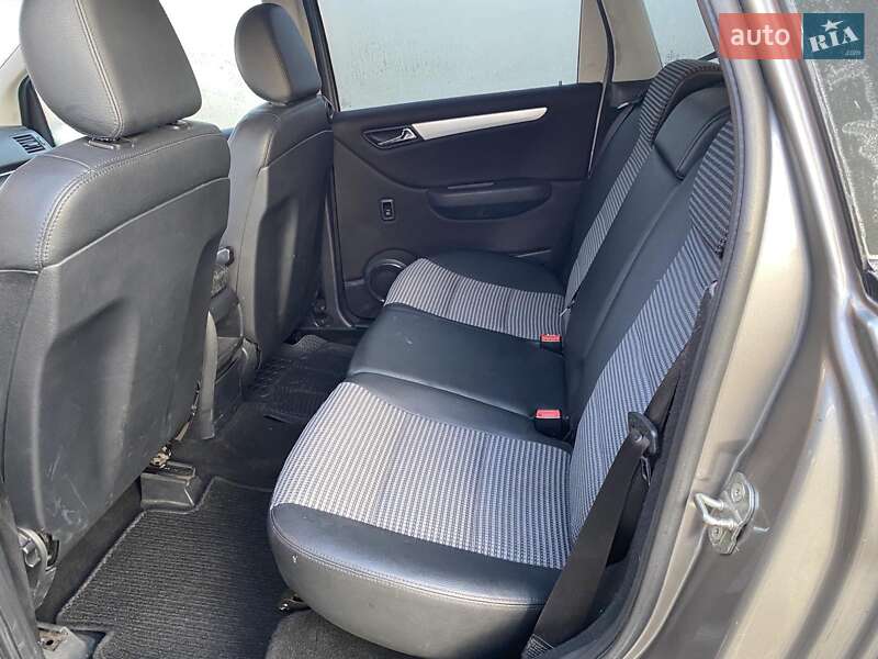 Хэтчбек Mercedes-Benz B-Class 2005 в Одессе