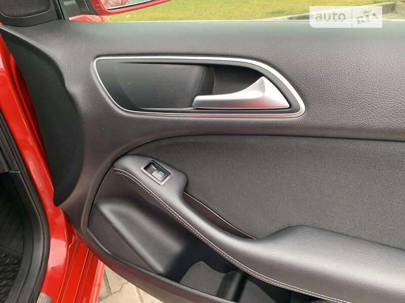 Хэтчбек Mercedes-Benz B-Class 2015 в Одессе