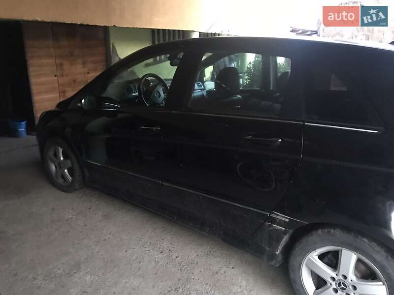 Хэтчбек Mercedes-Benz B-Class 2006 в Виноградове фото 4 Хэтчбек Mercedes-Benz B-Class 2006 в Виноградове