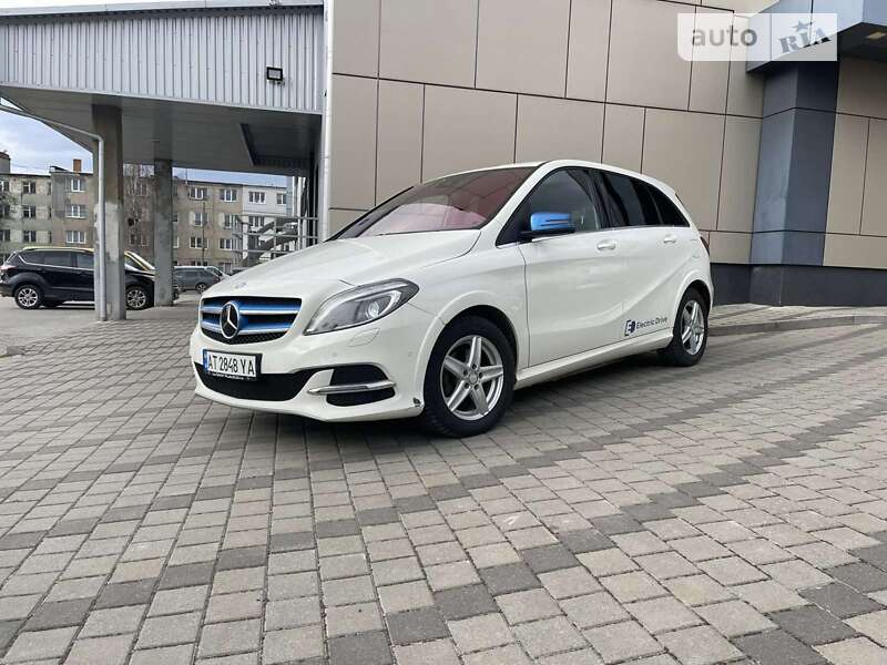 Хетчбек Mercedes-Benz B-Class 2017 в Дрогобичі