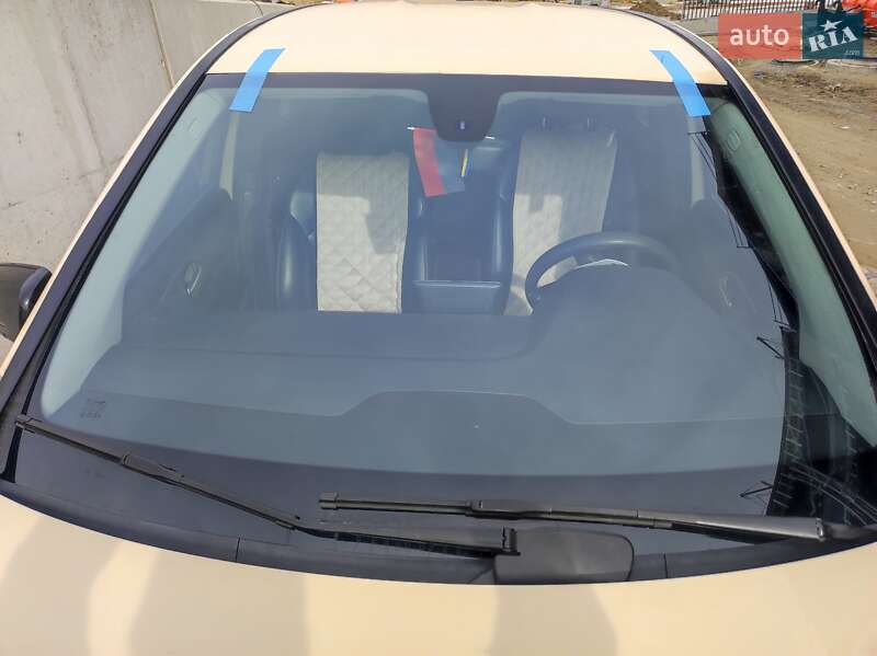 Хэтчбек Mercedes-Benz B-Class 2013 в Сходнице