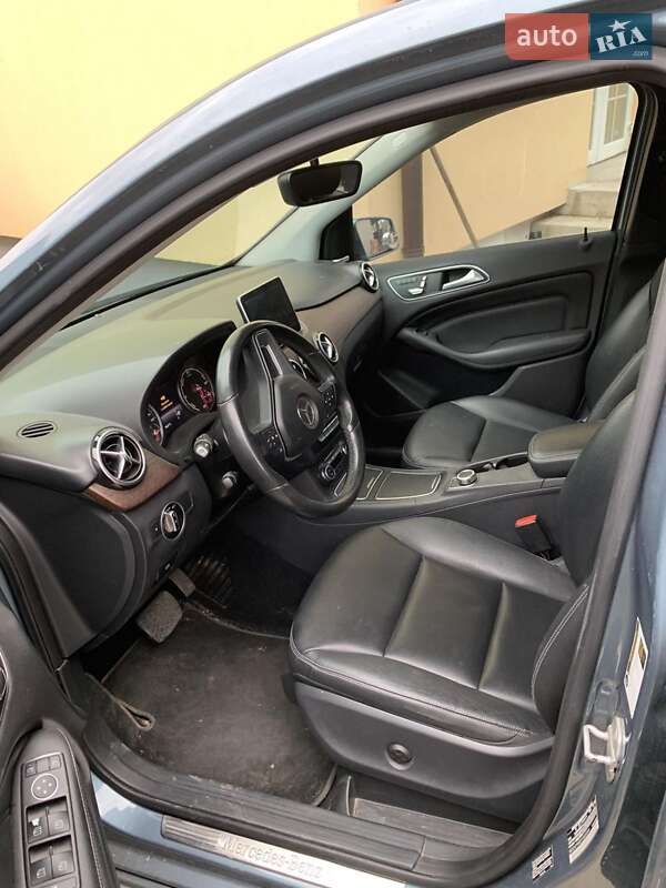 Хэтчбек Mercedes-Benz B-Class 2015 в Львове фото 5 Хэтчбек Mercedes-Benz B-Class 2015 в Львове