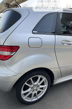 Хэтчбек Mercedes-Benz B-Class 2010 в Киеве