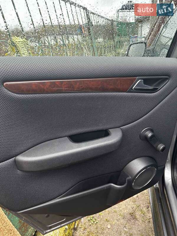 Хэтчбек Mercedes-Benz B-Class 2008 в Лановцах