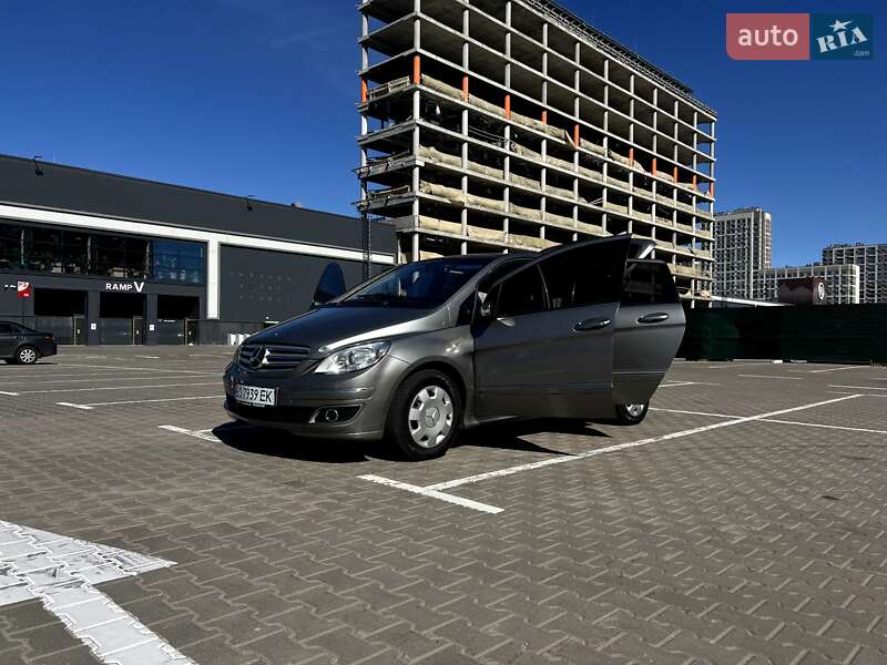 Хэтчбек Mercedes-Benz B-Class 2006 в Киеве