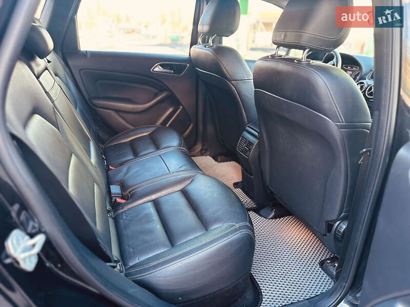 Хетчбек Mercedes-Benz B-Class 2015 в Вінниці