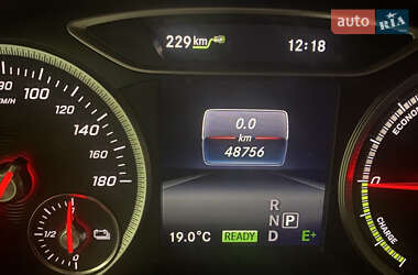 Хэтчбек Mercedes-Benz B-Class 2016 в 