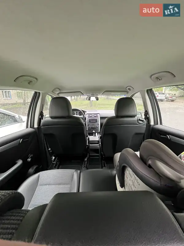 Mercedes-Benz B-Class 2005 VIN WDD2452311J054153 фото оголошення 36 з 78