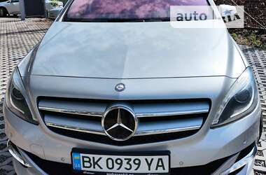Хэтчбек Mercedes-Benz B-Class 2015 в Ровно