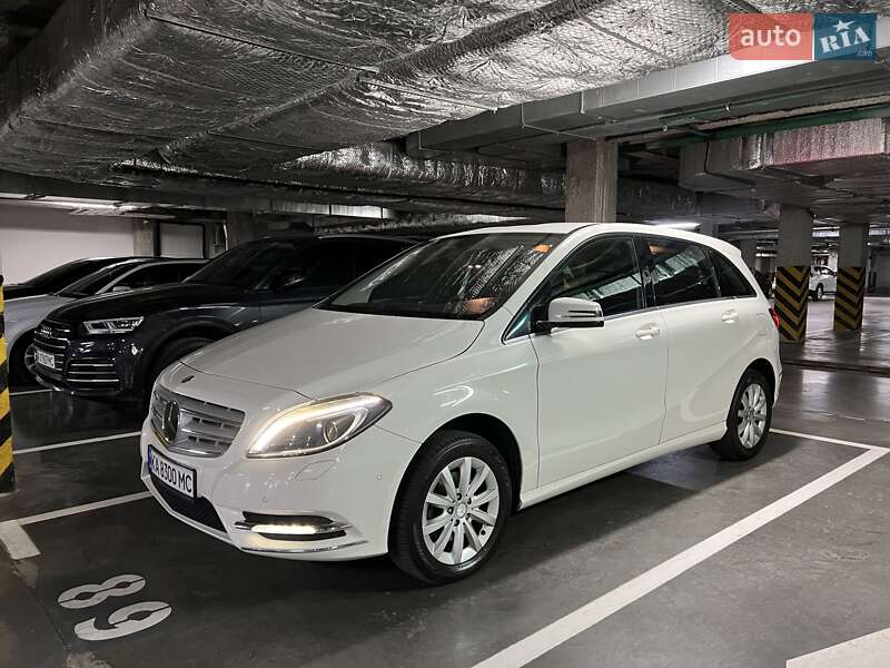 Хэтчбек Mercedes-Benz B-Class 2013 в Киеве
