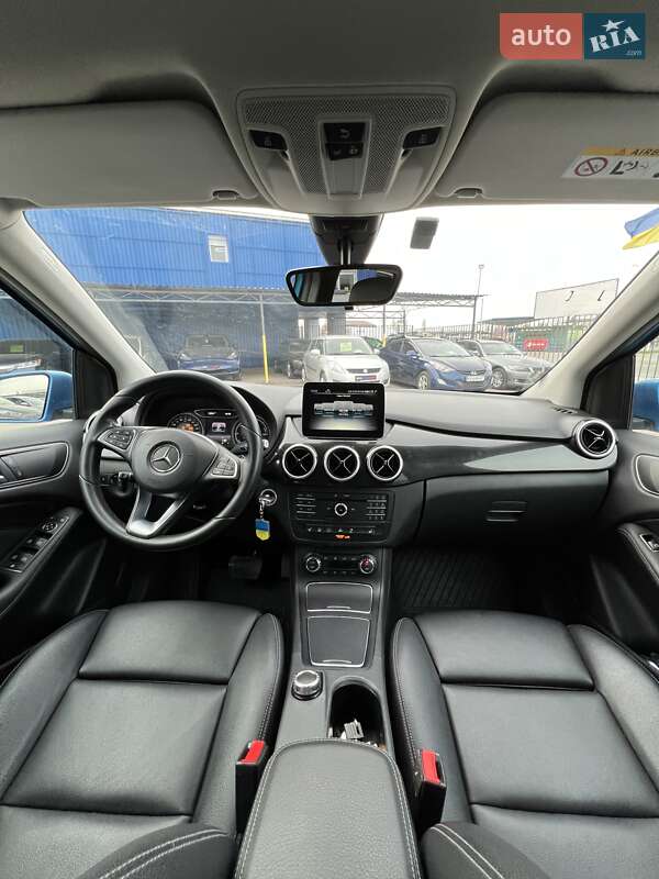 Хетчбек Mercedes-Benz B-Class 2016 в Кременчуці