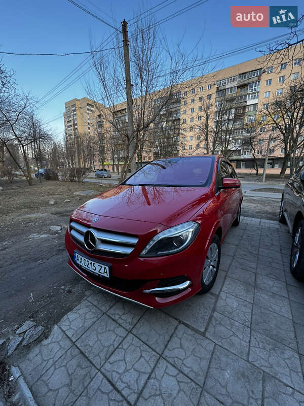 Хэтчбек Mercedes-Benz B-Class 2017 в Харькове