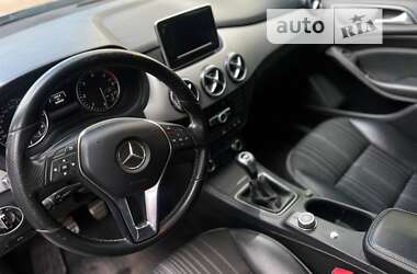 Хэтчбек Mercedes-Benz B-Class 2014 в Ивано-Франковске