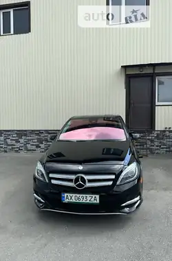 Mercedes-Benz B-Class 2015