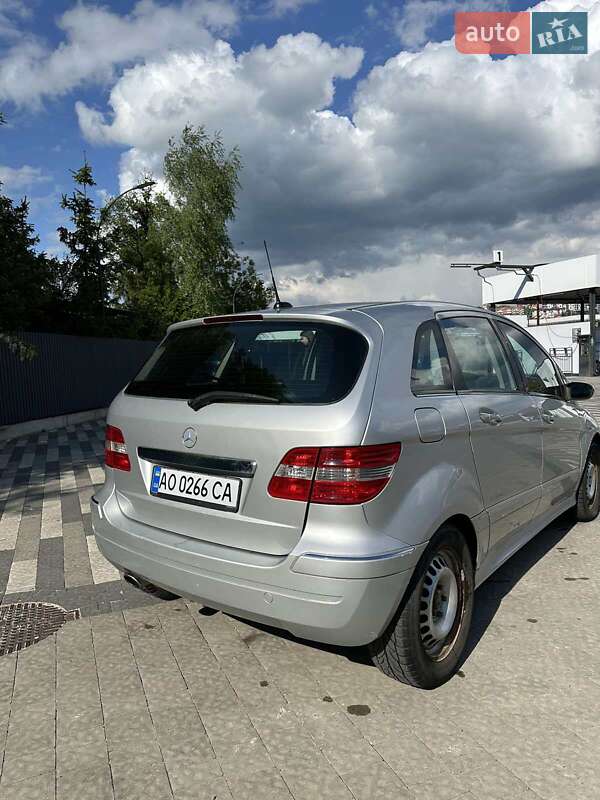 Хэтчбек Mercedes-Benz B-Class 2005 в Ужгороде